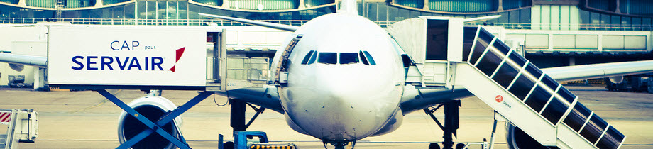 airport airplane